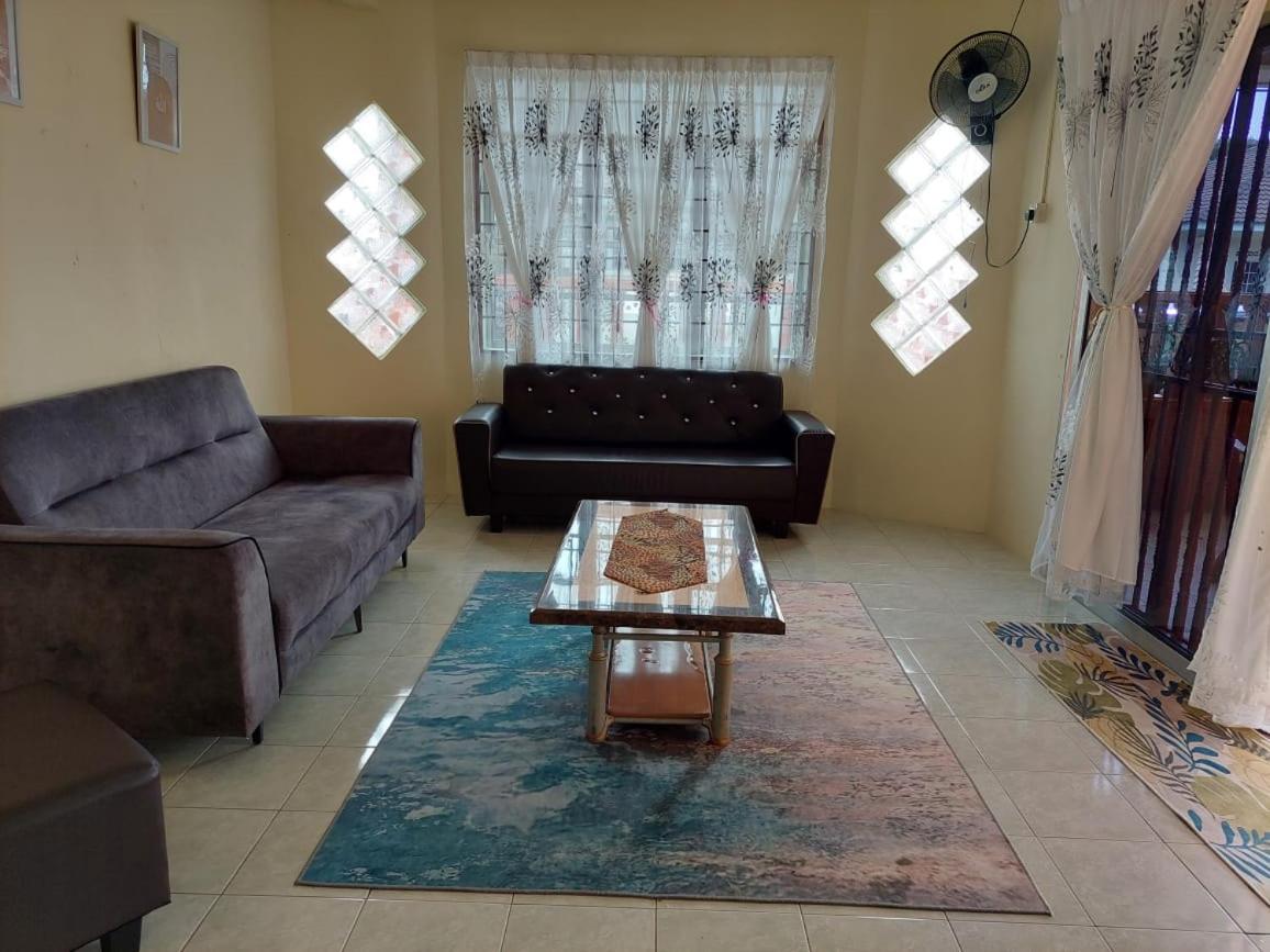 Adeeba Homestay