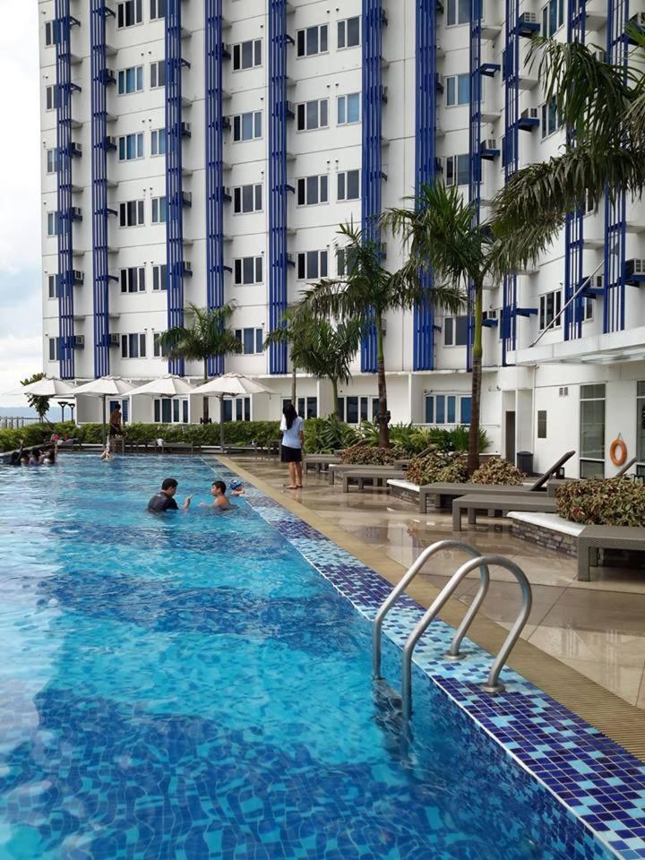 Jimi's Place in SMDC Katipunan Blue Residence