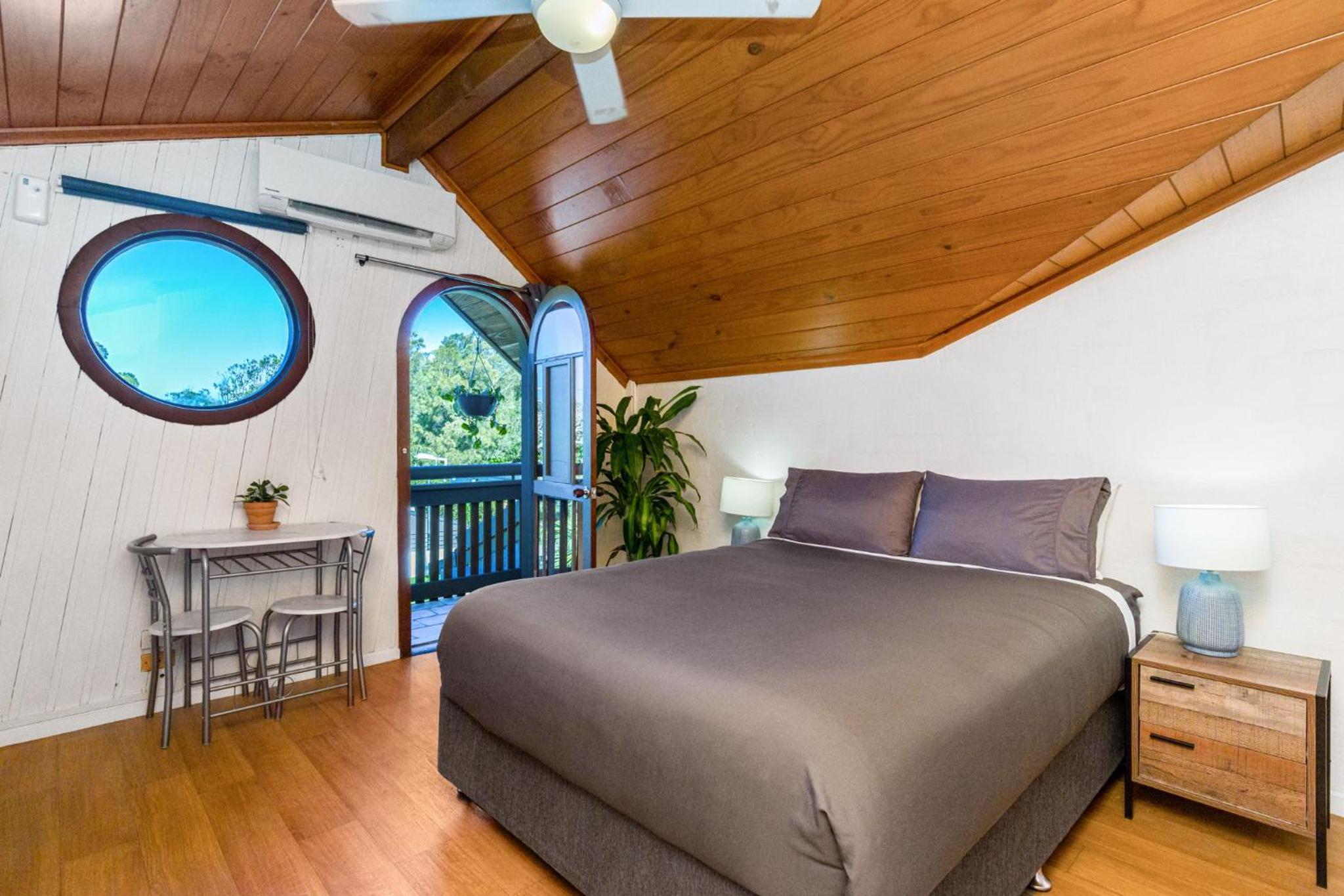 Aquarius Backpackers Resort