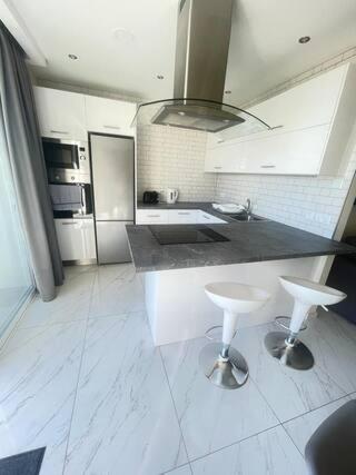 Blue Diamond view 3