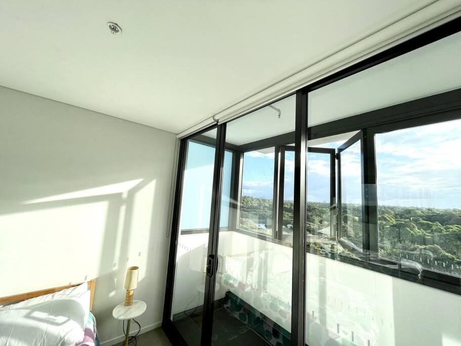 High Floor Skyline view 2Br close2Olympic park