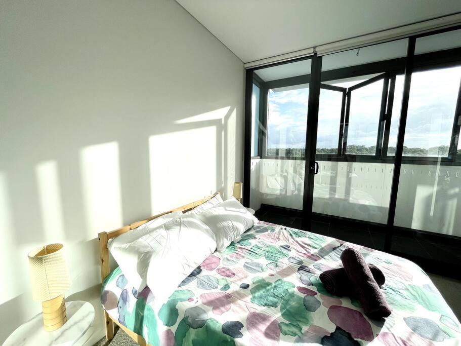 High Floor Skyline view 2Br close2Olympic park