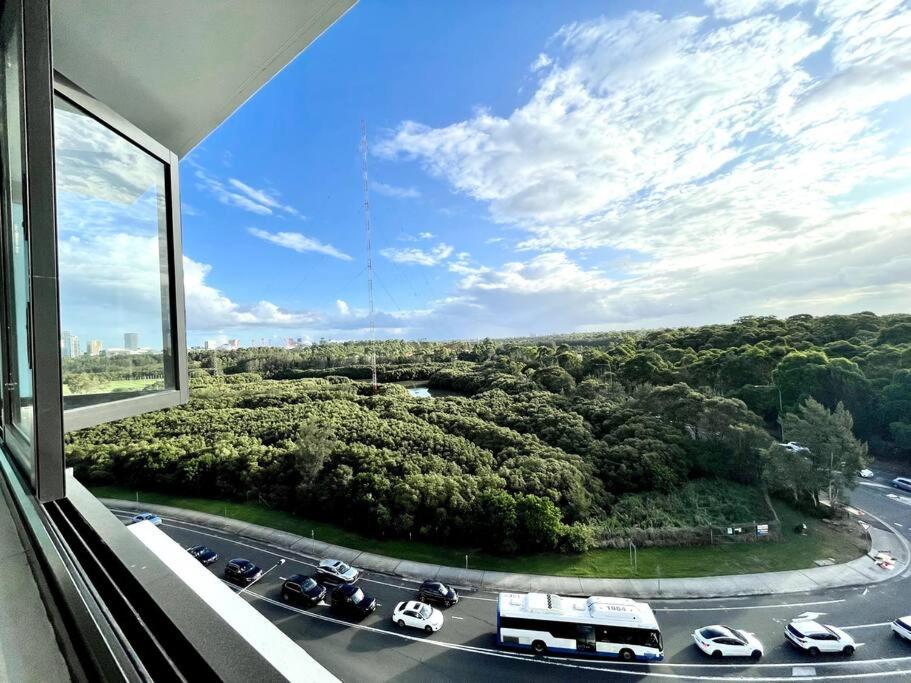 High Floor Skyline view 2Br close2Olympic park