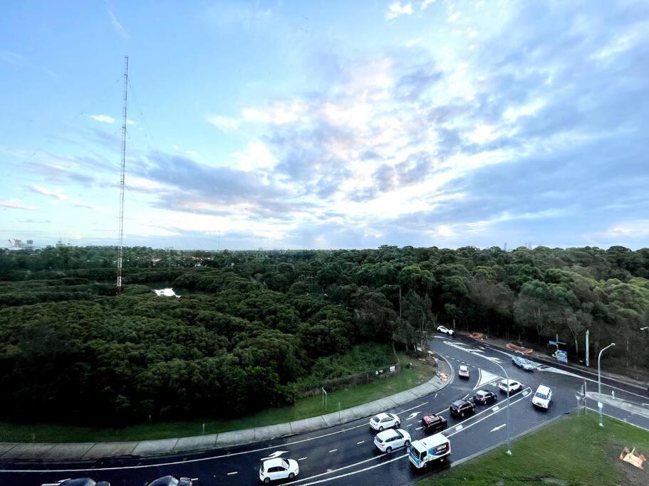 High Floor Skyline view 2Br close2Olympic park