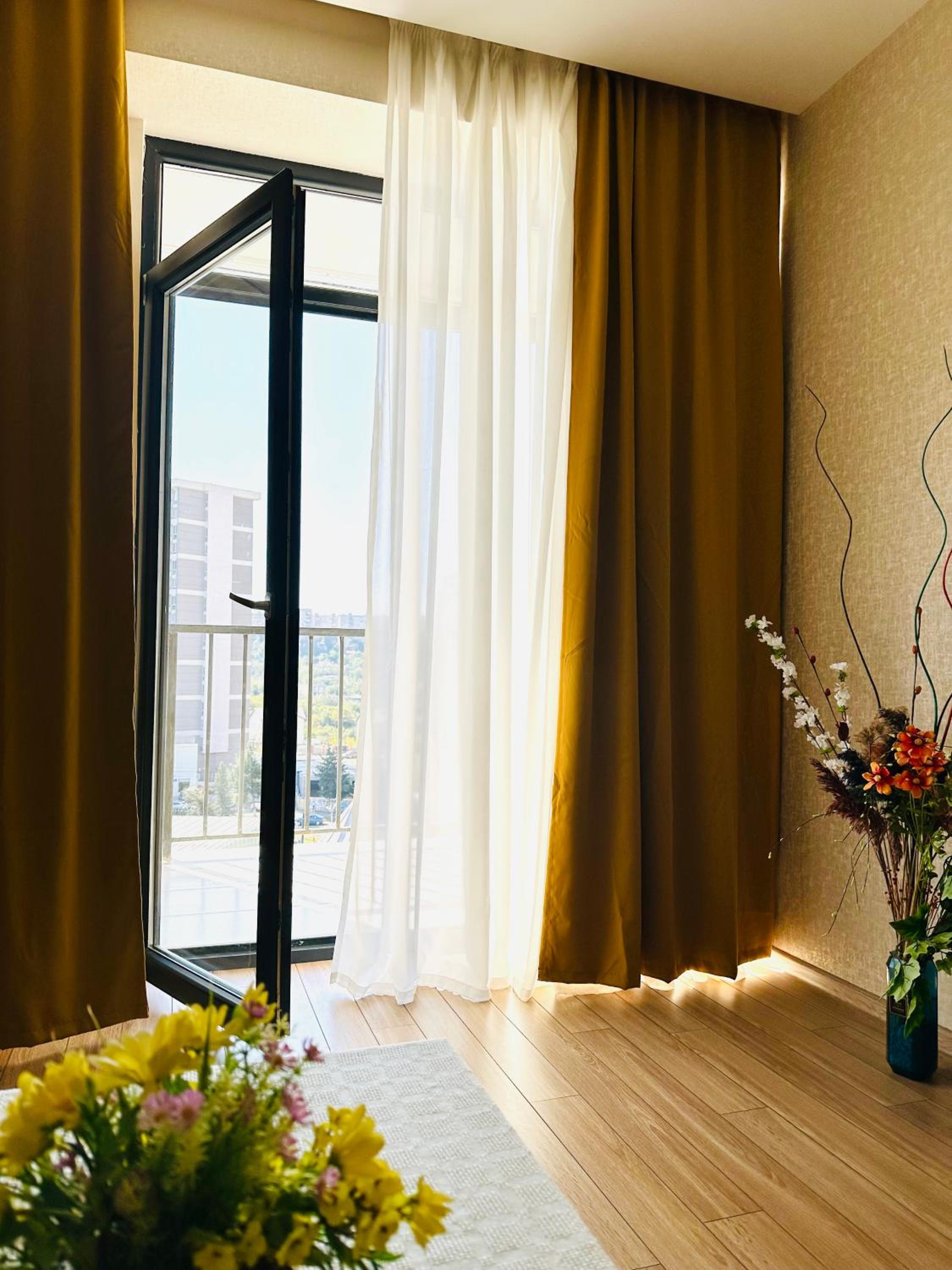 Label Apartment