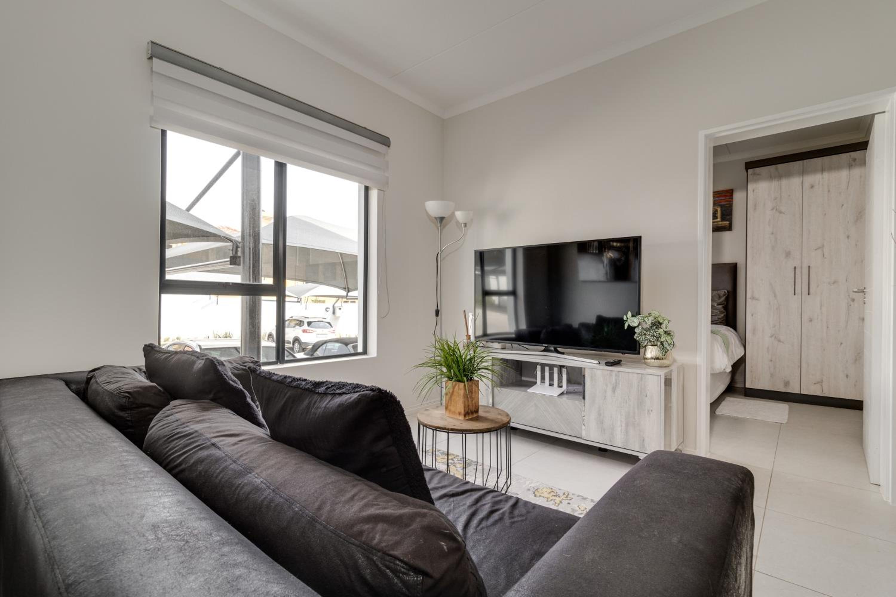 Smartz Apartment312 view 3