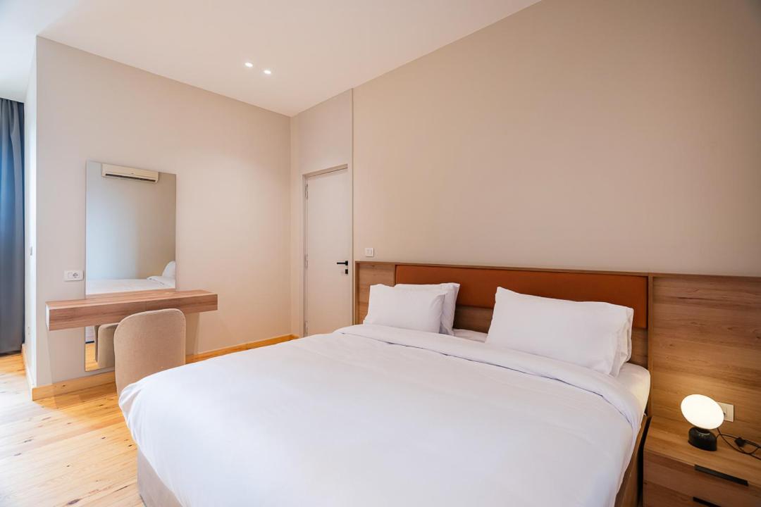 Brassbell l Zamalek l Om Kolthoom Apartments