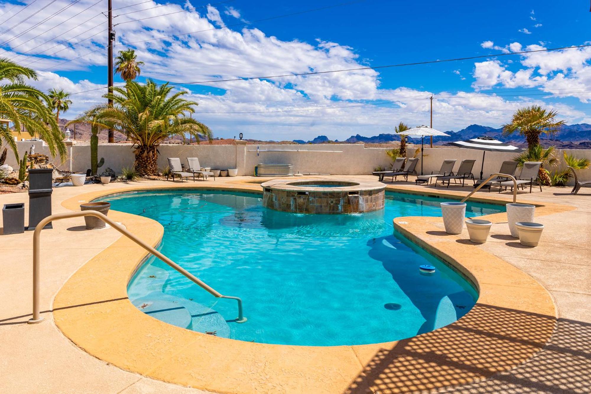 LakeView Home Minute From New Launch With Pool And Spa view 5