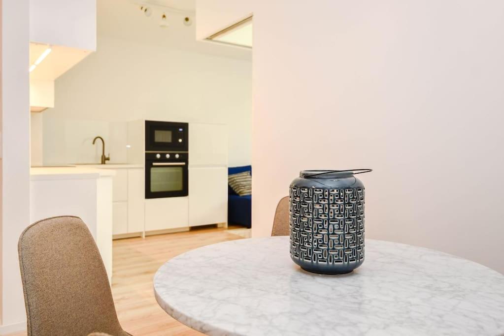 New modern apartment in city center view 2
