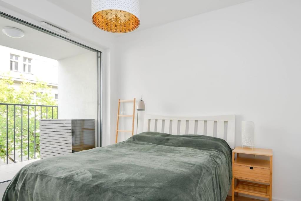 New modern apartment in city center view 3