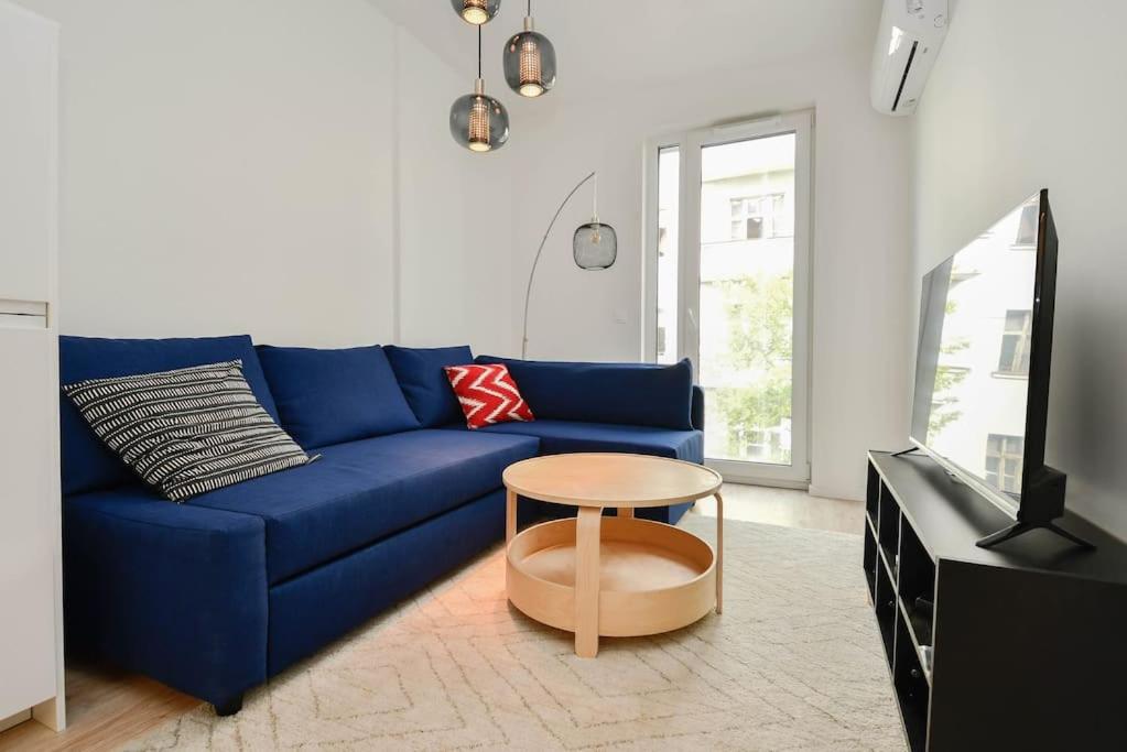 New modern apartment in city center view 4
