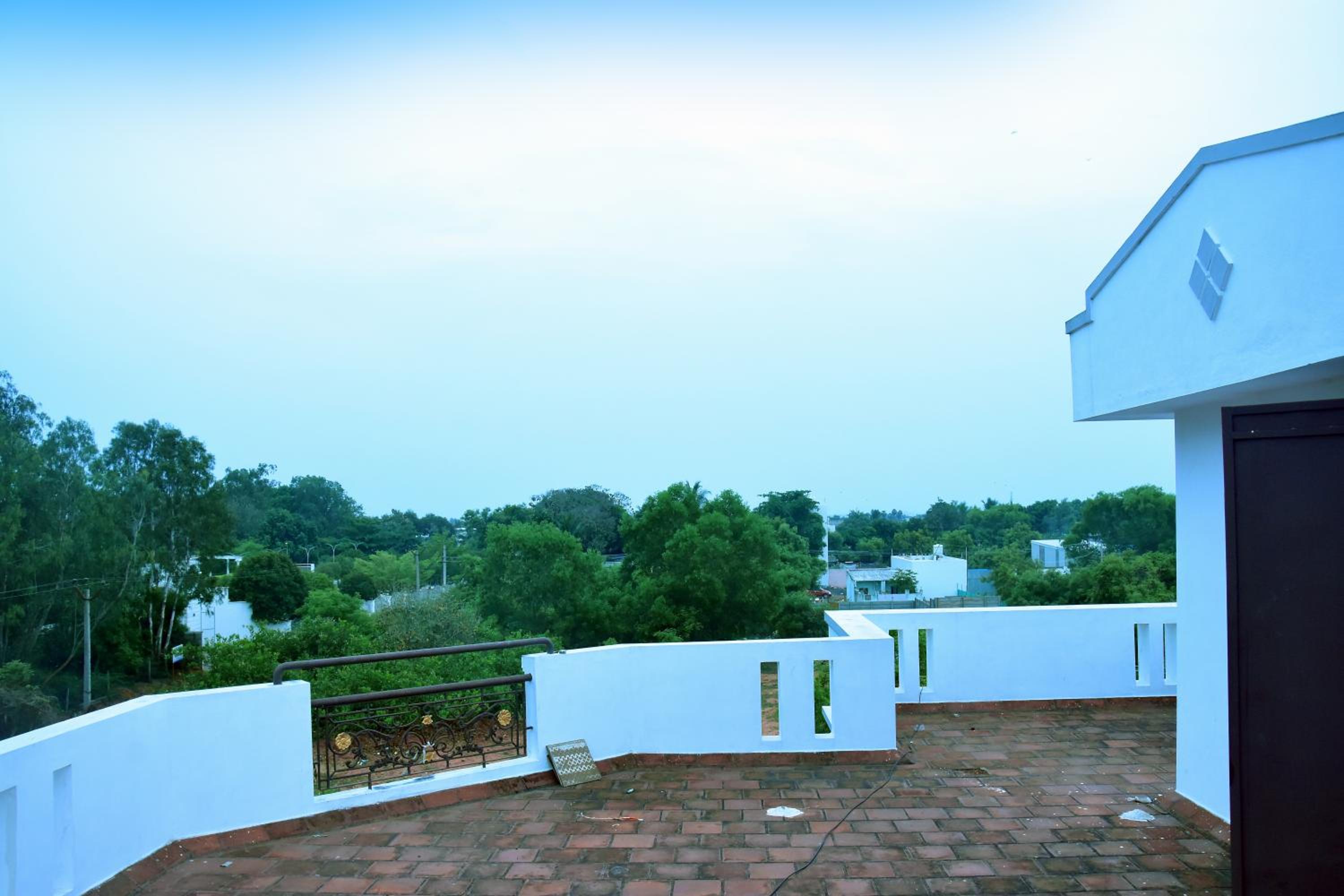 Paradise White Villa