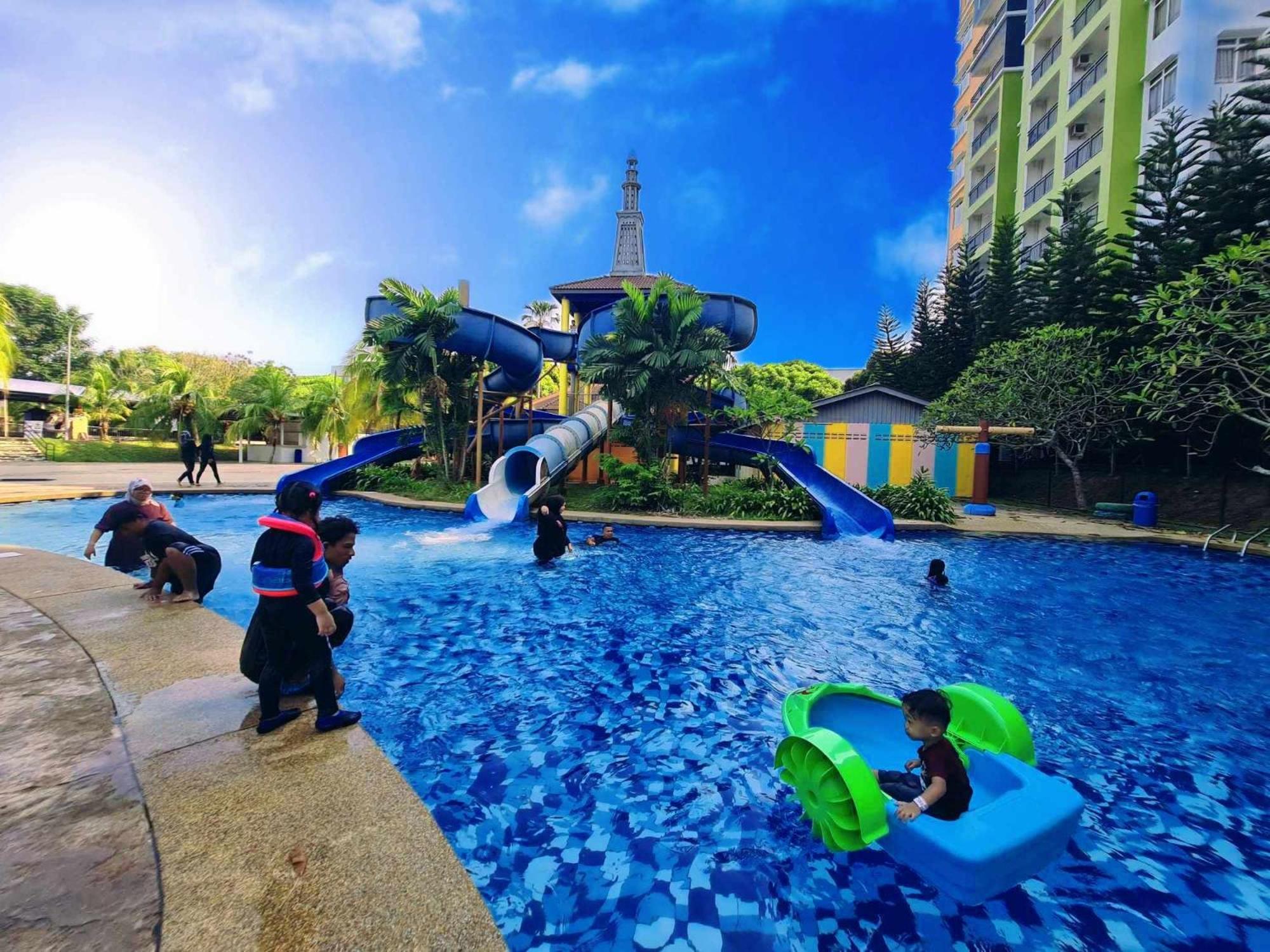 Wet Amusement Water Themepark Melaka Family Suite By YGM photo 3