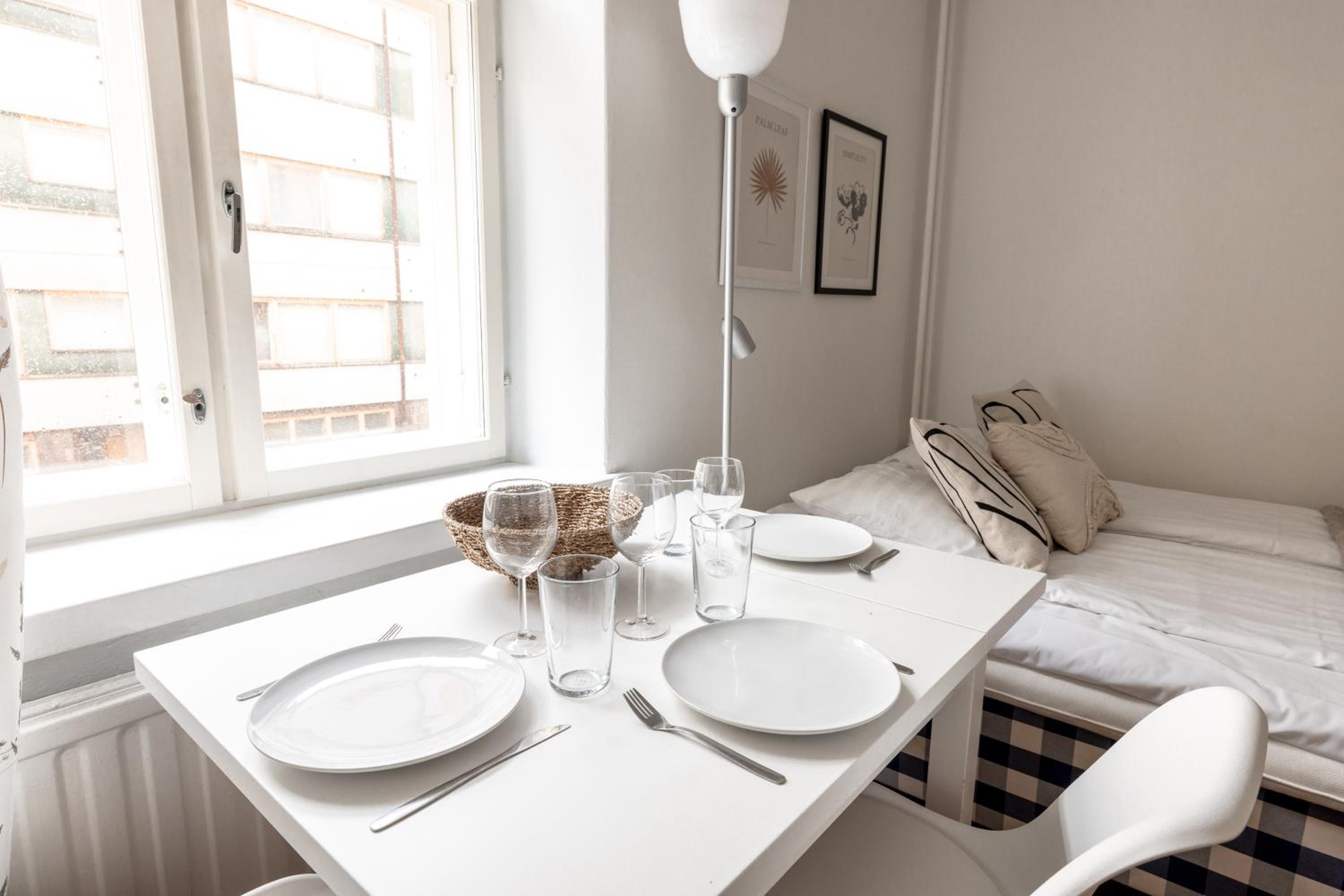 2ndhomes Cozy and Compact studio in Kamppi view 4
