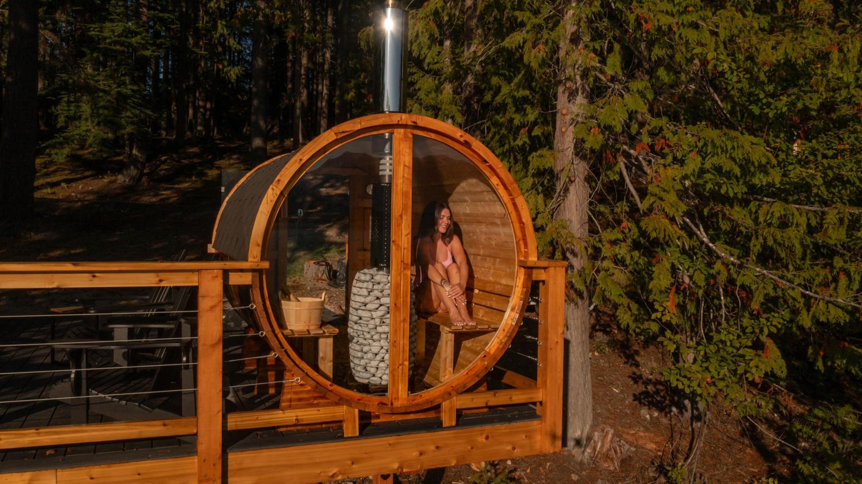 Kootenay Lakeview Retreats - Forest Cabin