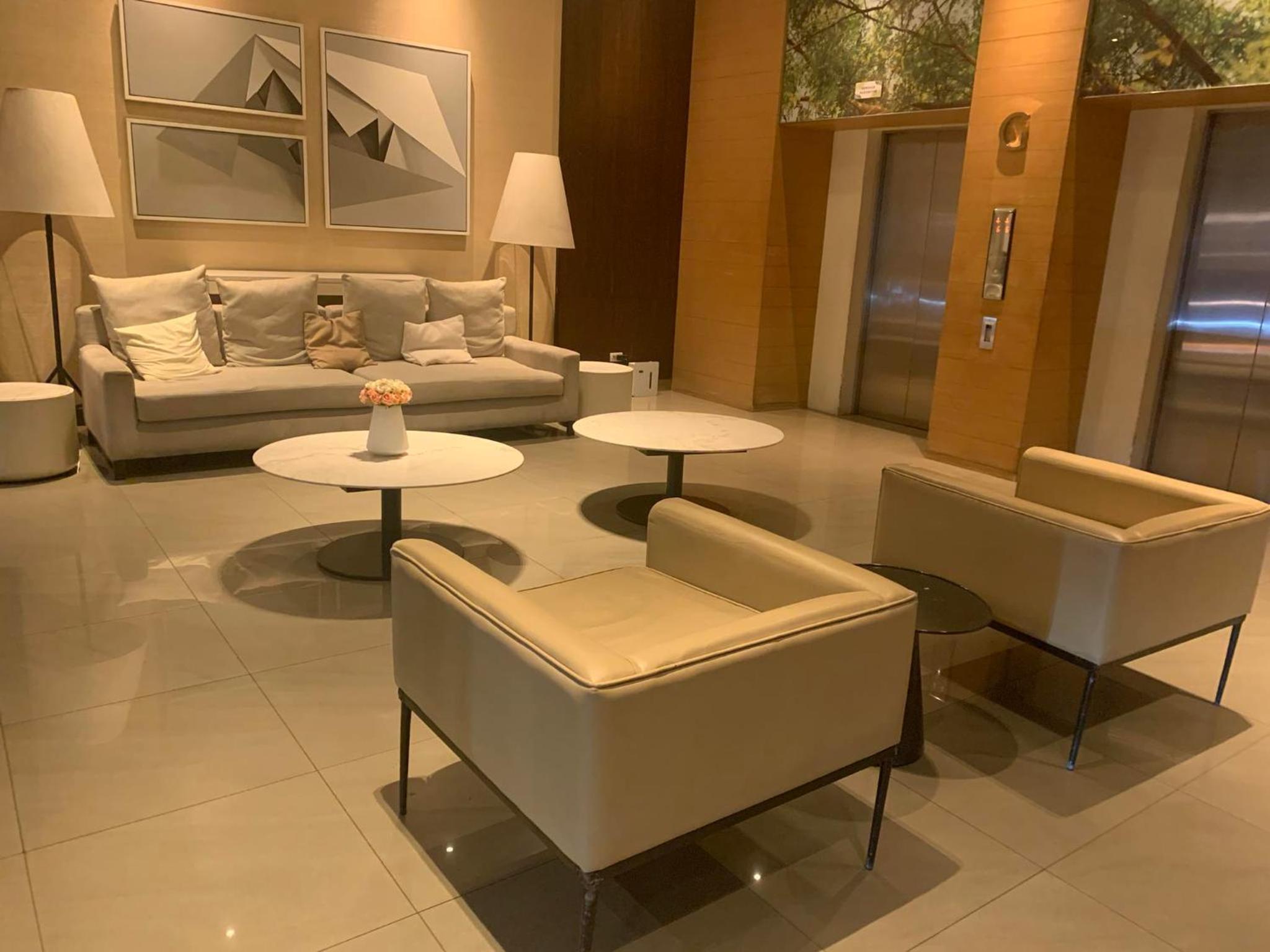 2BR Oasis in Makati San Lorenzo view 4