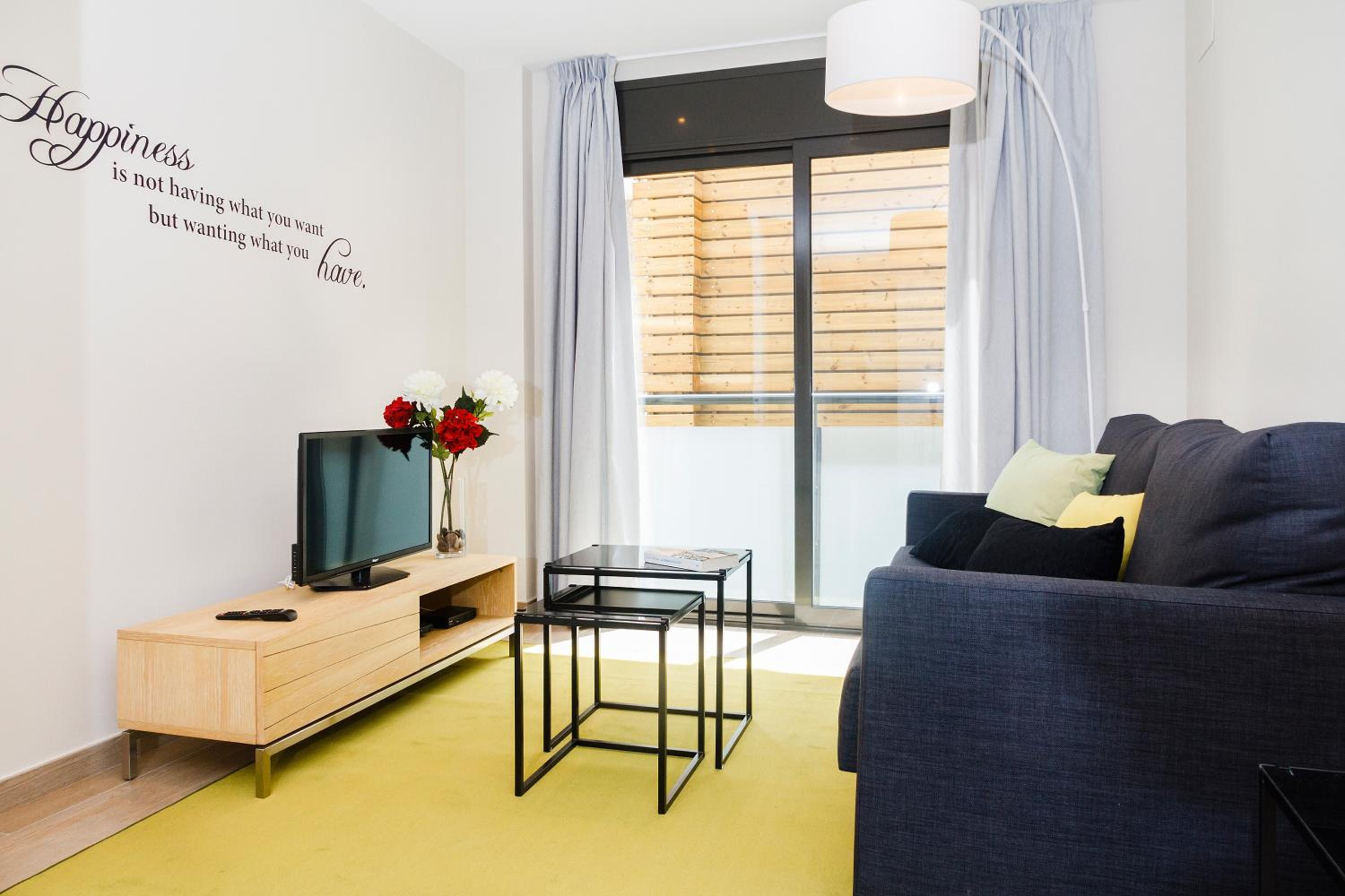 Feelathome Plaza Apartments