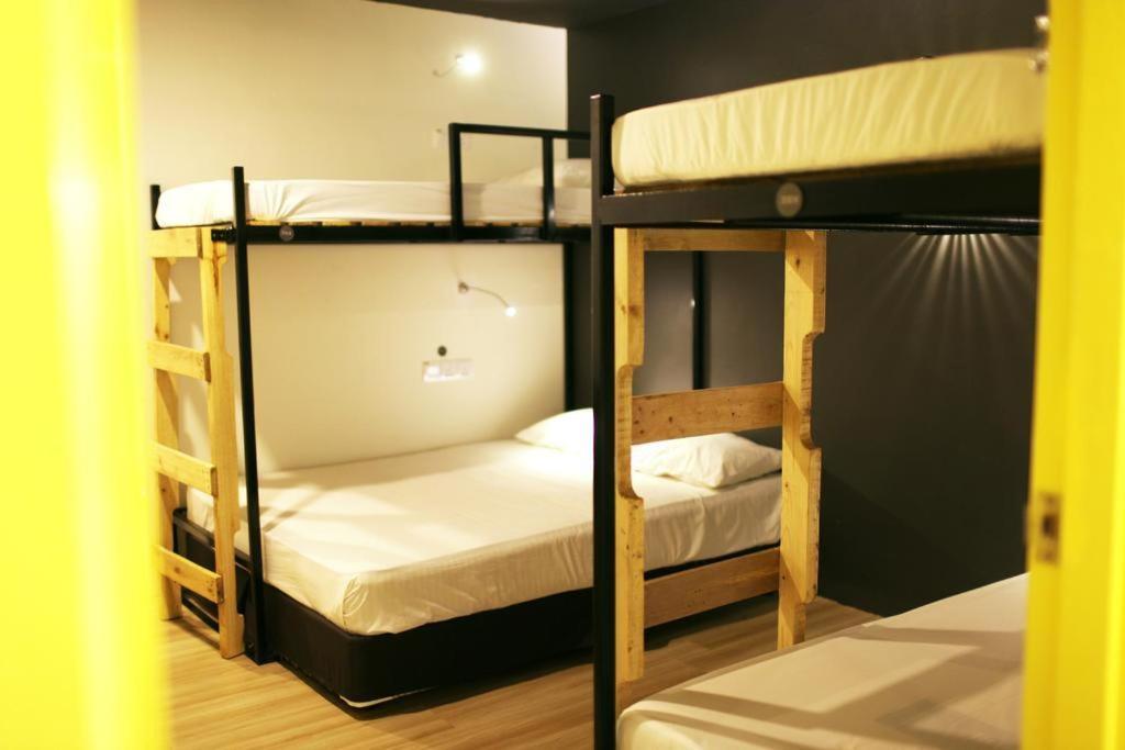 Revopackers Beds and Bunks