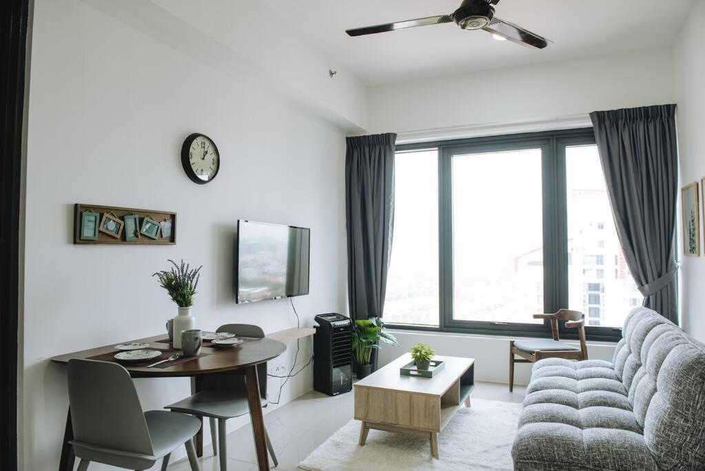 The ELM, 2BR Cityview by W. Stay @ Tropicana 218 Macalister photo 1
