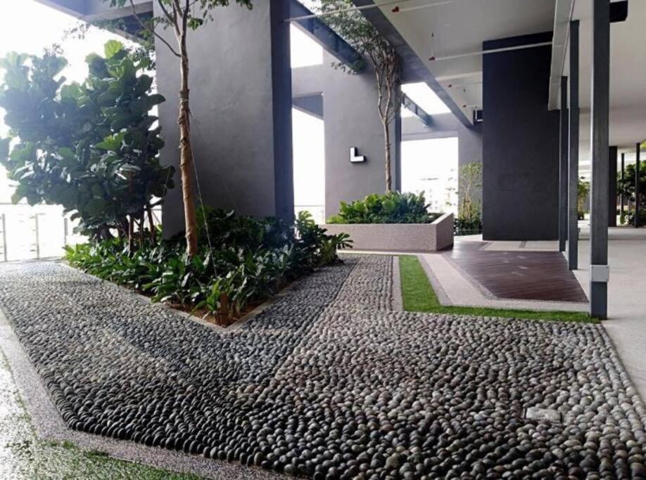 The ELM, 2BR Cityview by W. Stay @ Tropicana 218 Macalister view 5