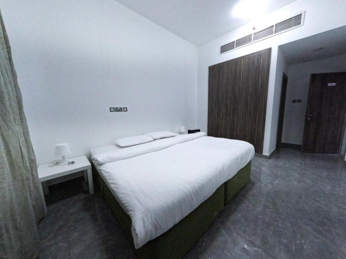 Warsan Star Residence - Home Stay