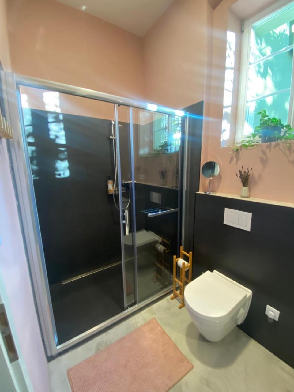FOUR ROOMS Carlsbad Authentic