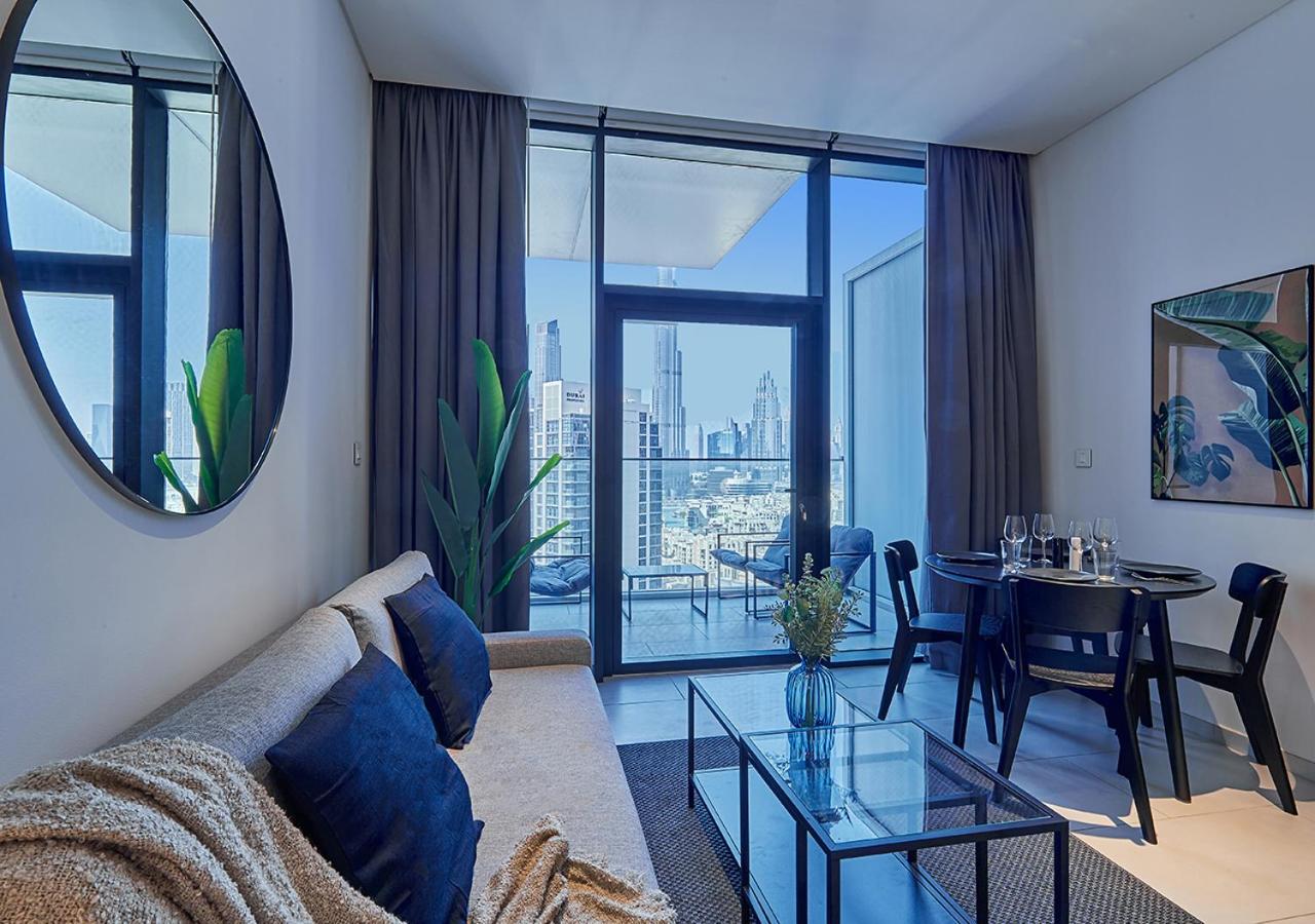 Luxury Studios with Burj Khalifa & Canal View in Downtown - Marquise Square Tower