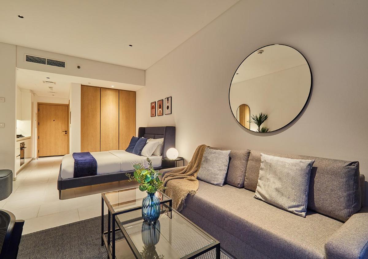Luxury Studios with Burj Khalifa & Canal View in Downtown - Marquise Square Tower