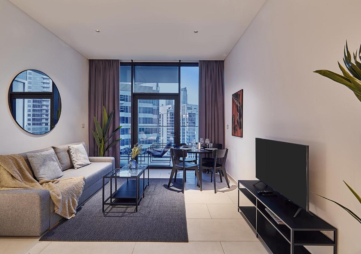 Luxury Studios with Burj Khalifa & Canal View in Downtown - Marquise Square Tower