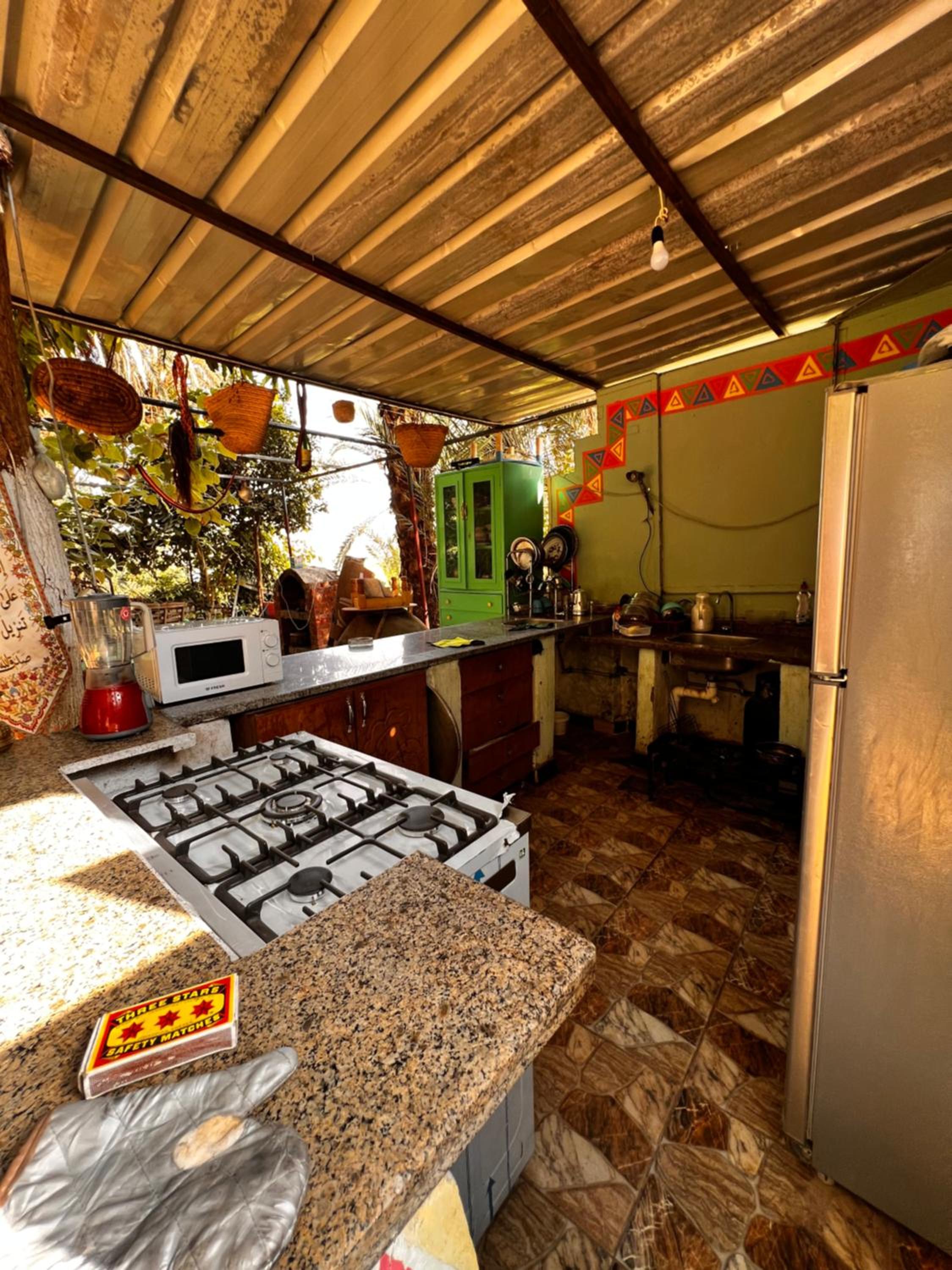Salatoos Mango Garden and Guesthouse