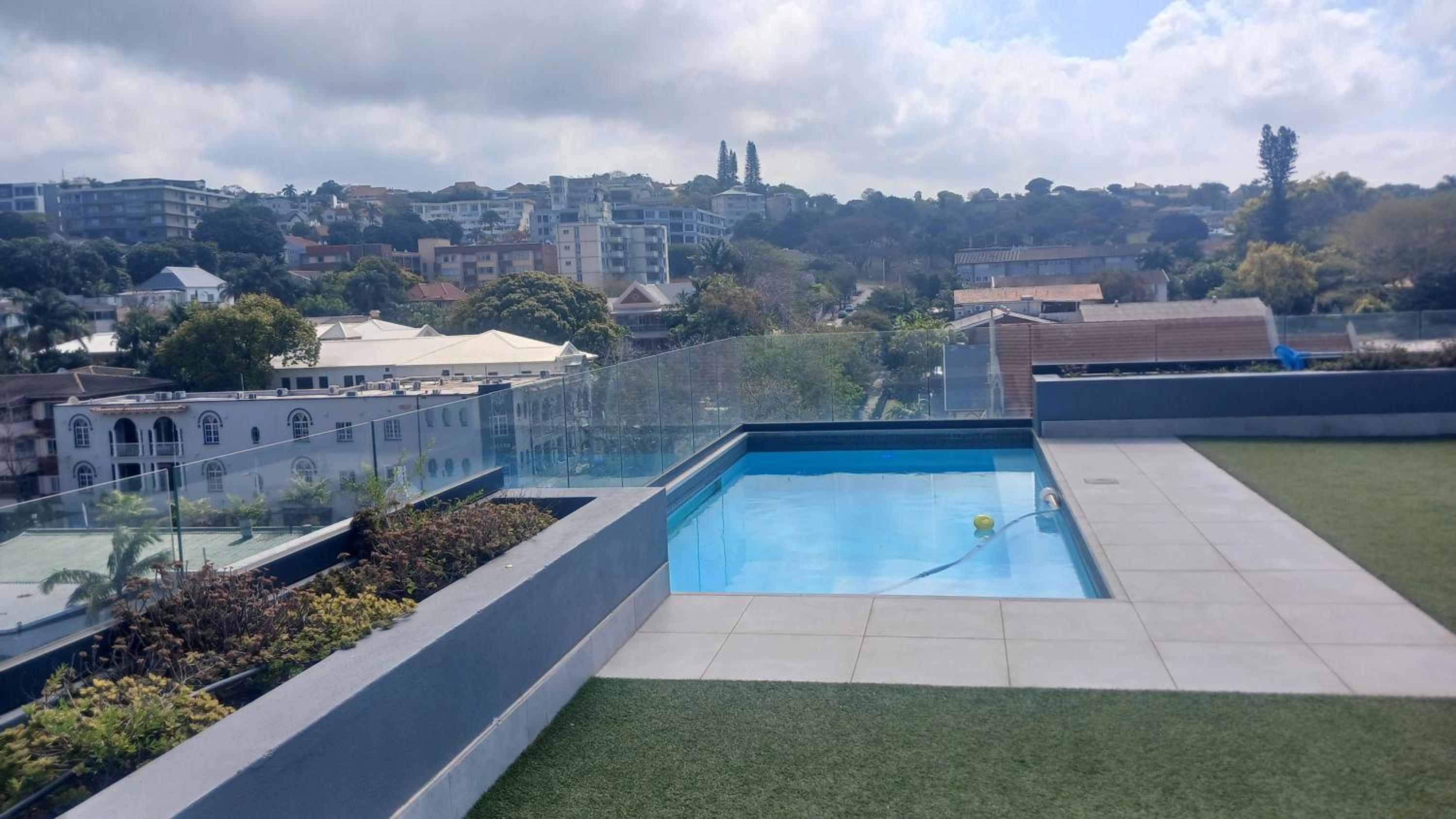 2SIX2 On Florida Road, Modern Lifestyle apartment 802 view 3