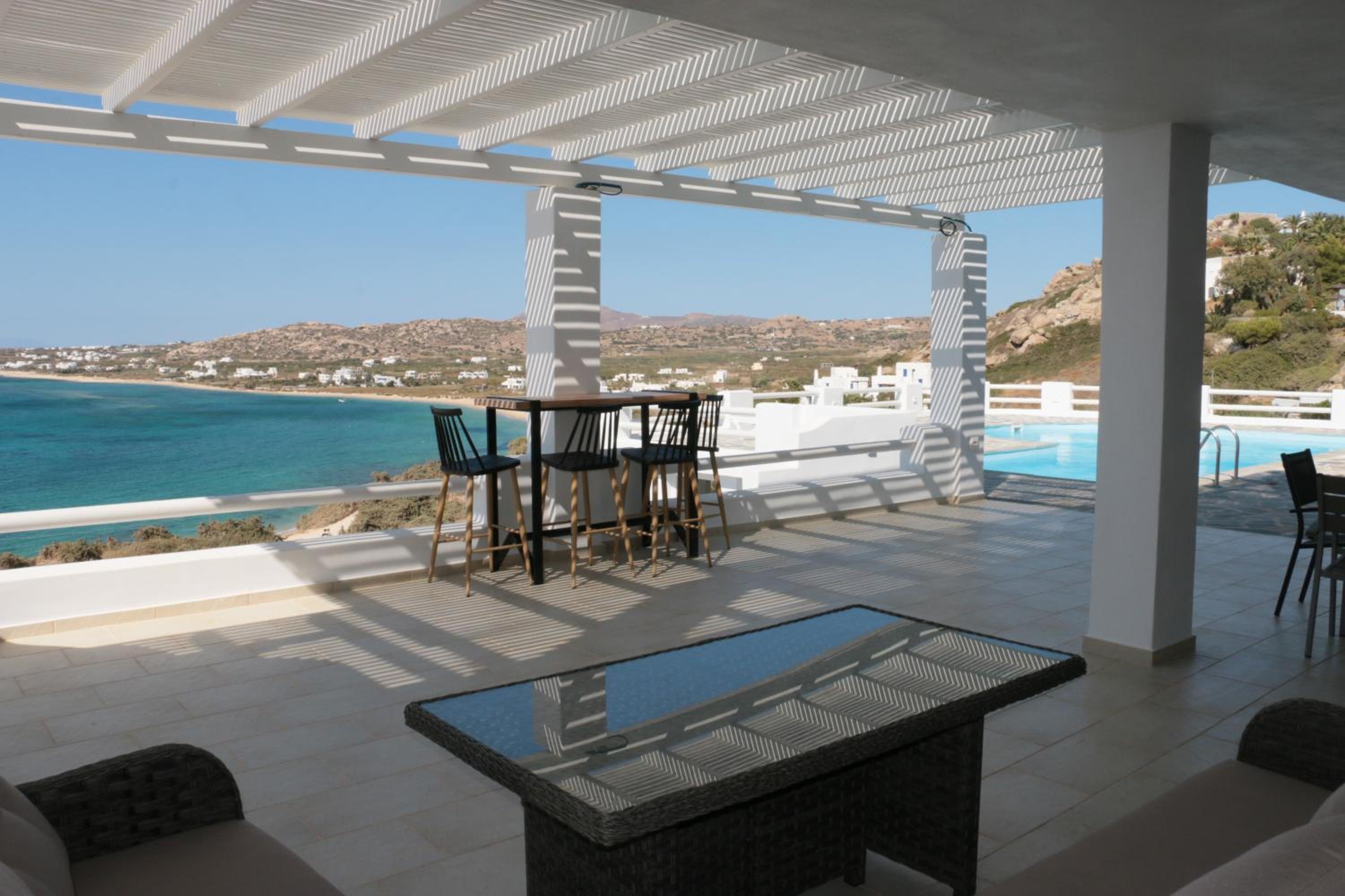 Apricot and Sea Luxury Villas