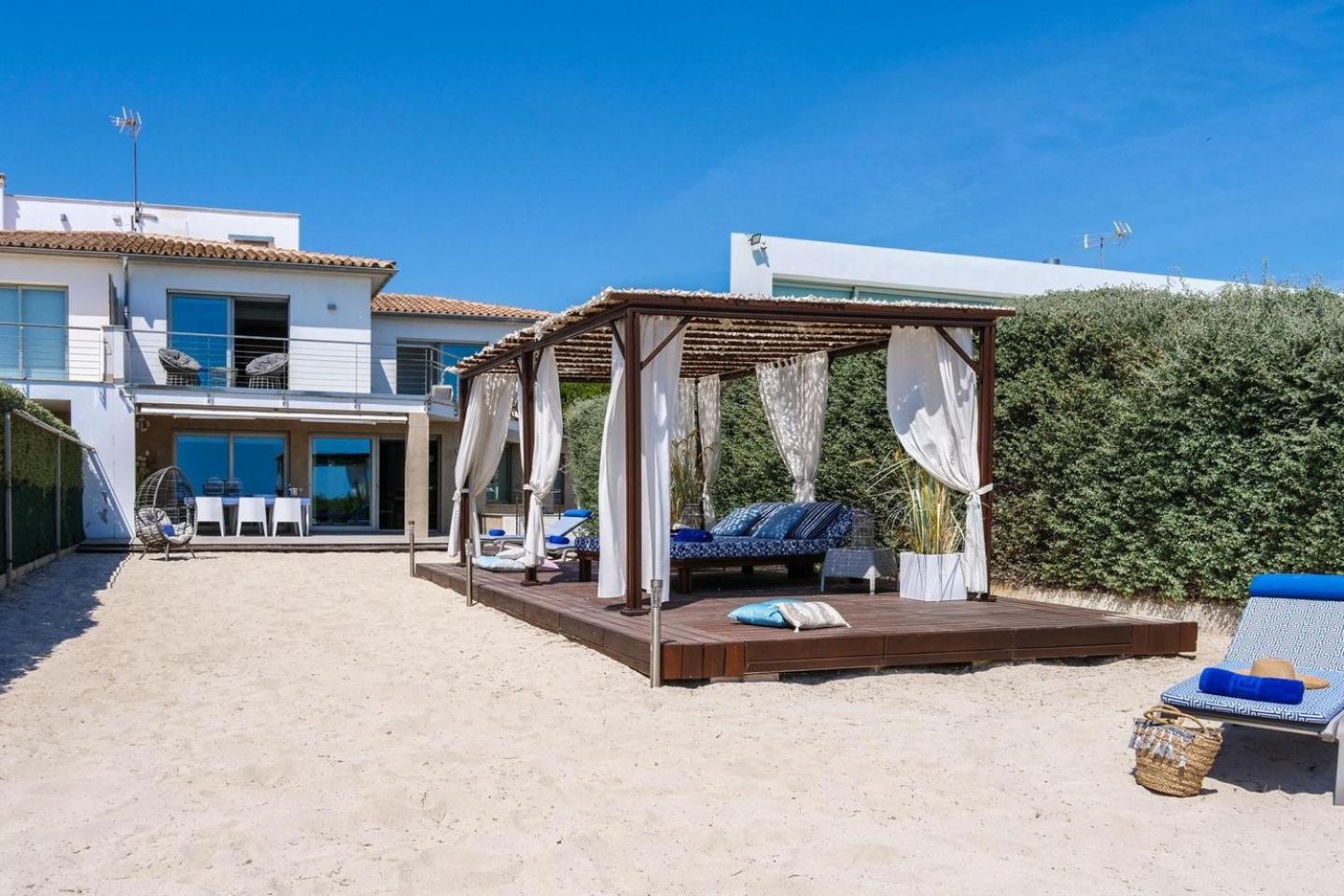 Muro Beach