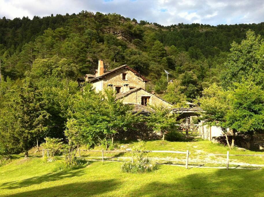 La Pegatera Masia rodeada de bosque ideal para desconectar view 2