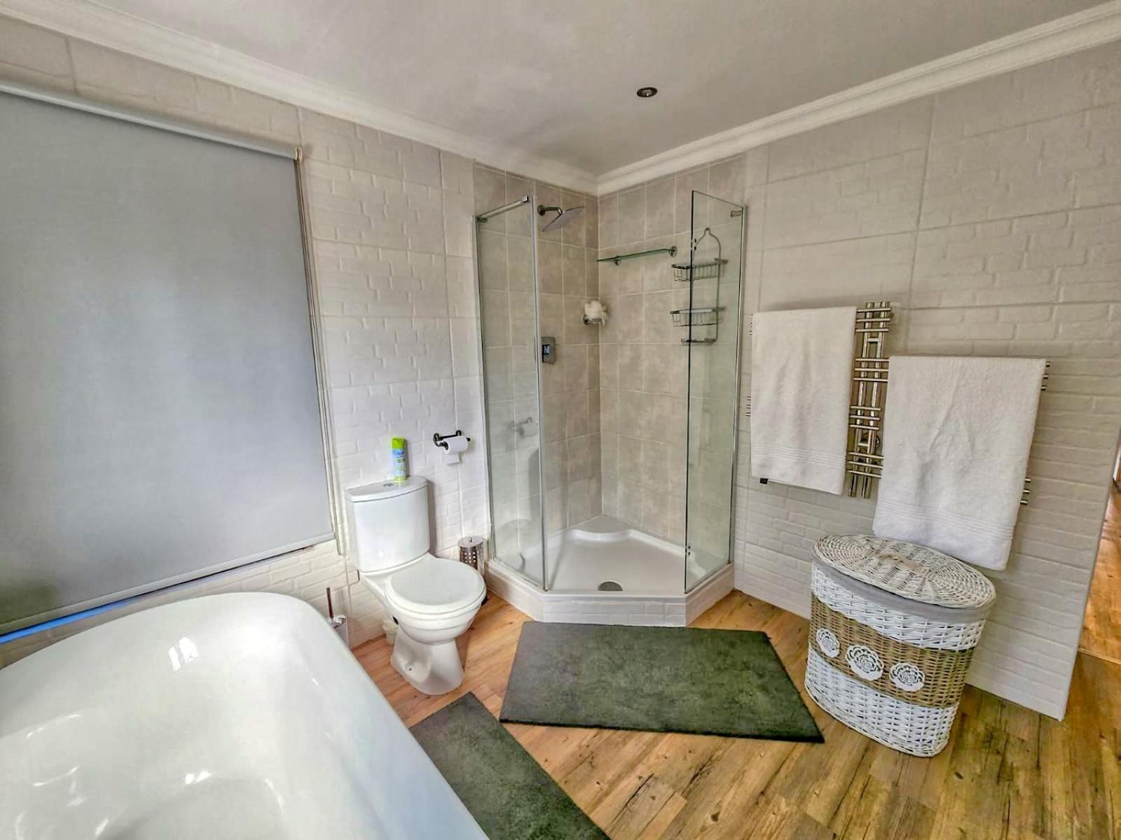 Throne Manor in Southbroom view 3