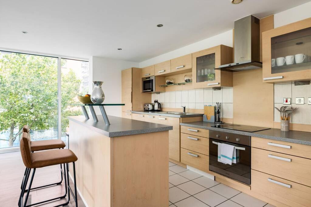 ExCel London Spacious 3 Bedroom - Royal Docks