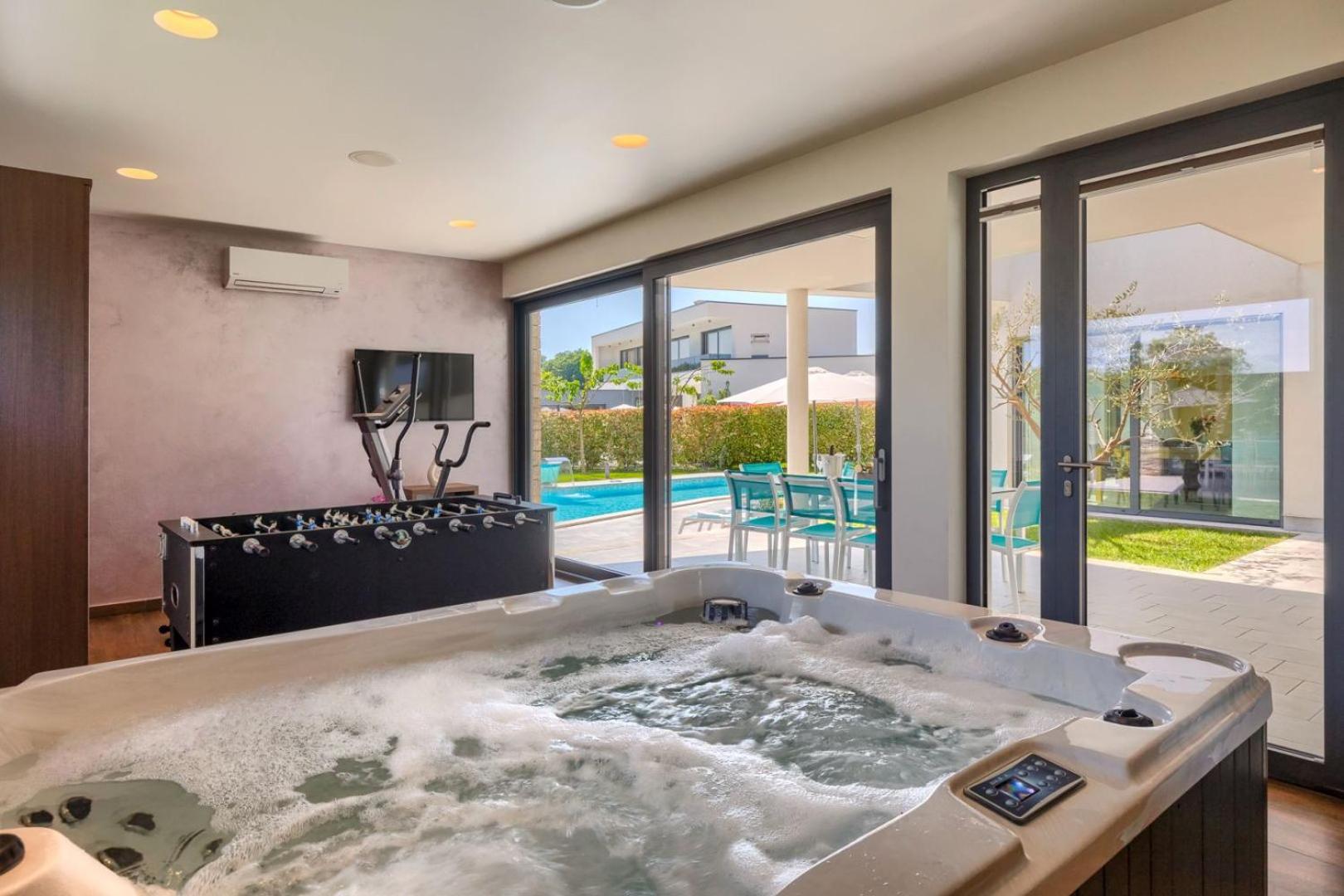 Luxury villa Nada with pool in Tinjan view 5