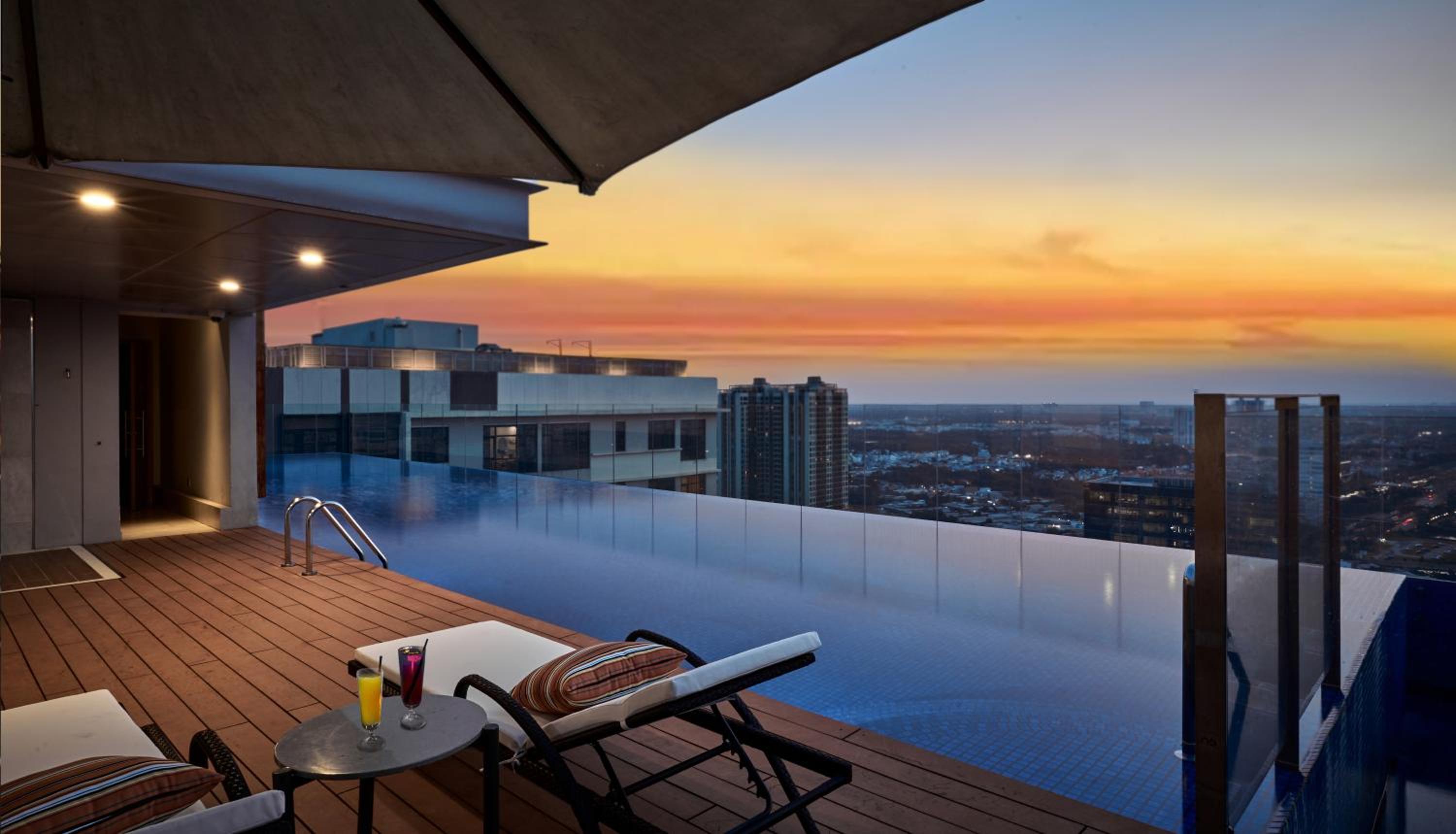 Hotel RichLane Residences - Image 1