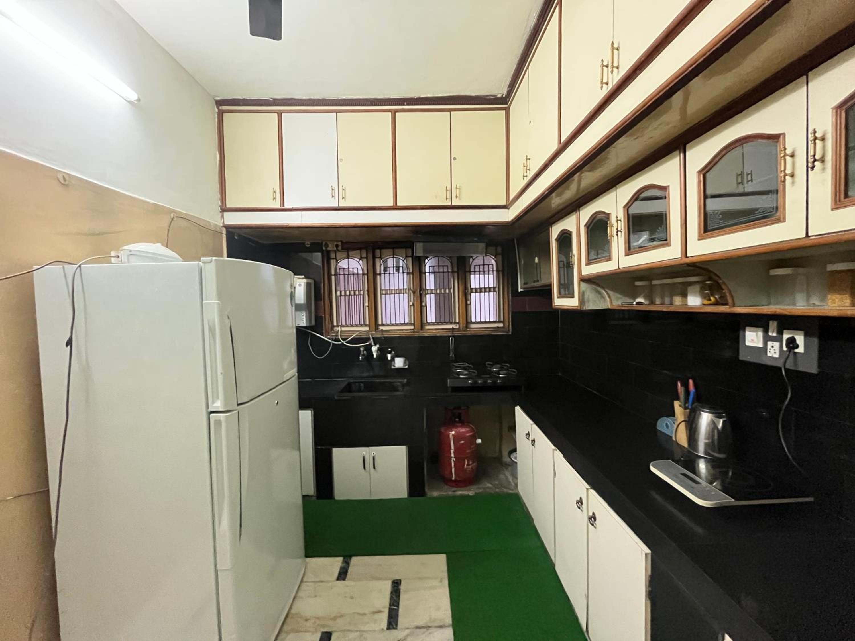 SAN HOME STAY