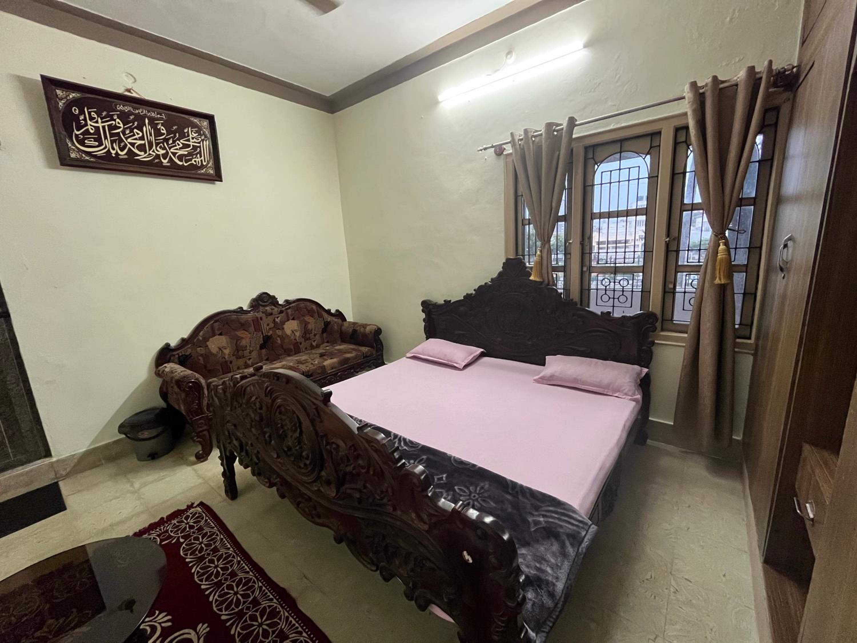 SAN HOME STAY