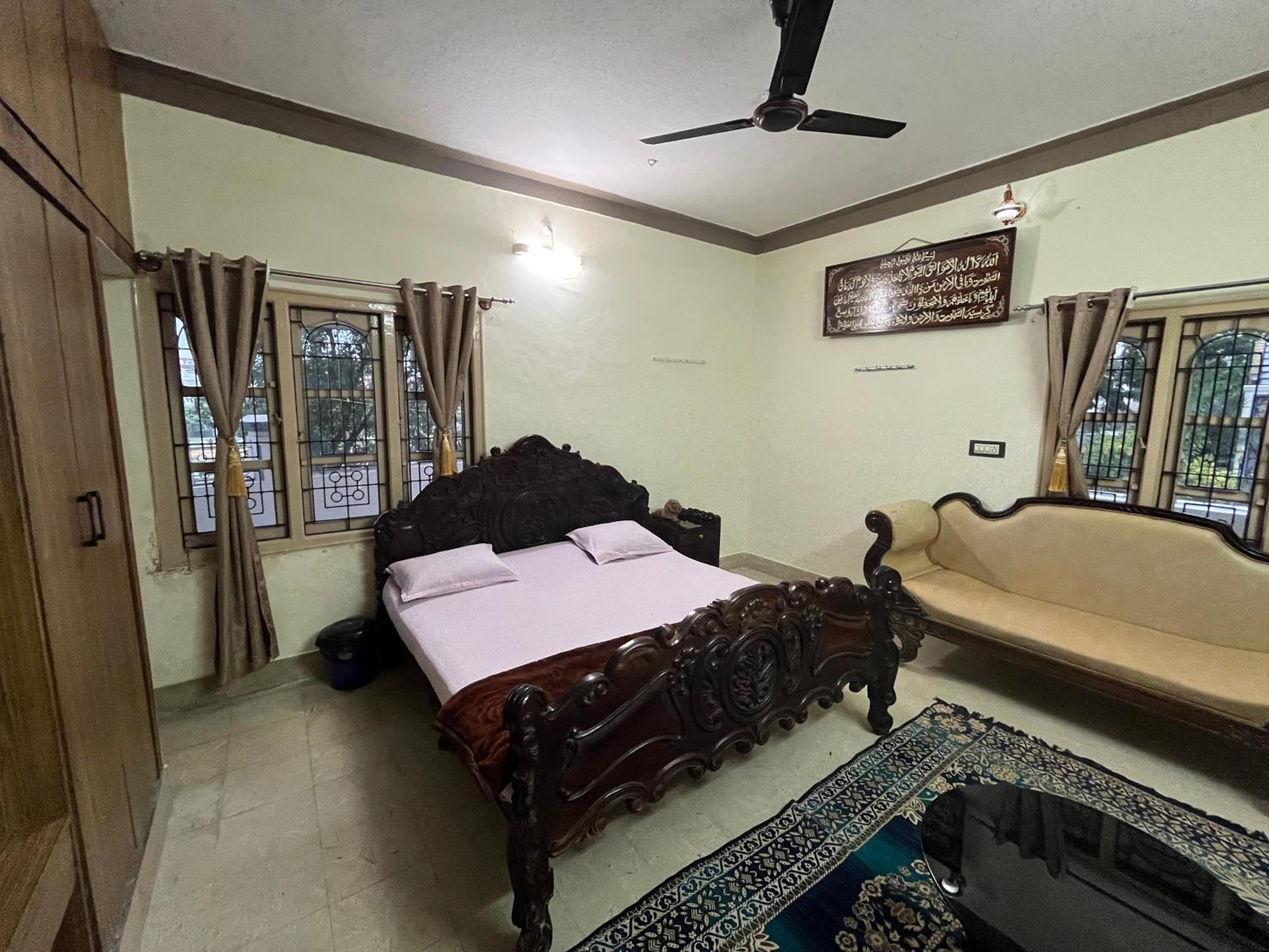 SAN HOME STAY