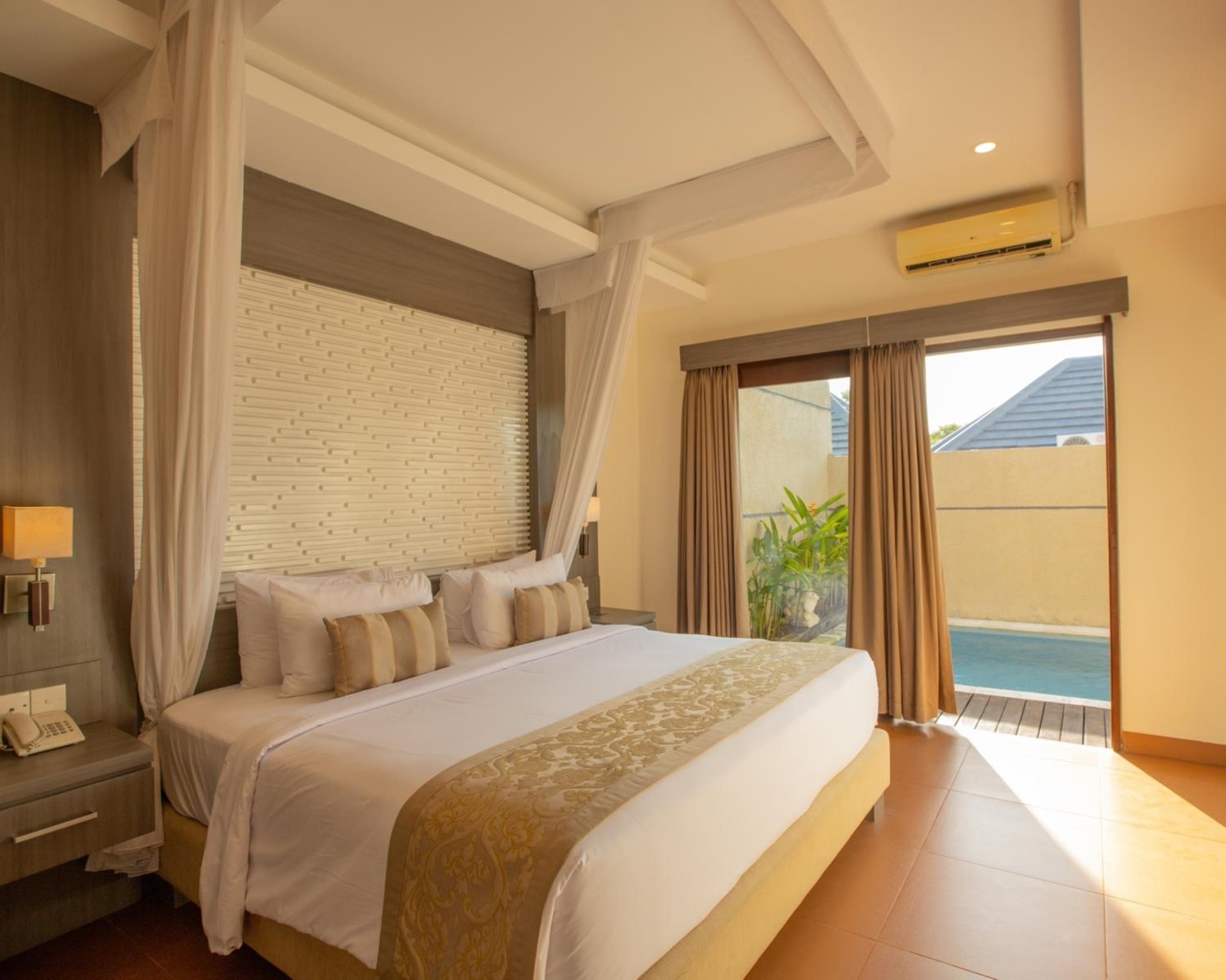 Luxotic Private Villa and Resort — photo 30