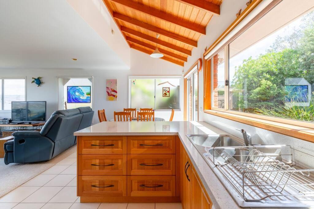 House with Magnificent Panoramic Harbor Views Howrah