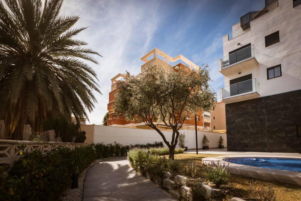Modern beach apartment Muchavista