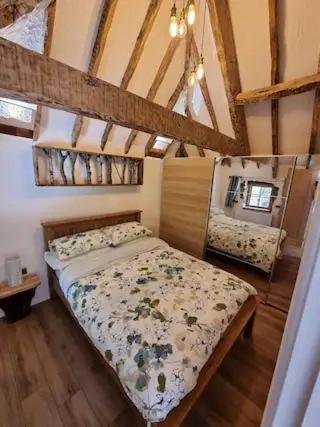 Little Thatch