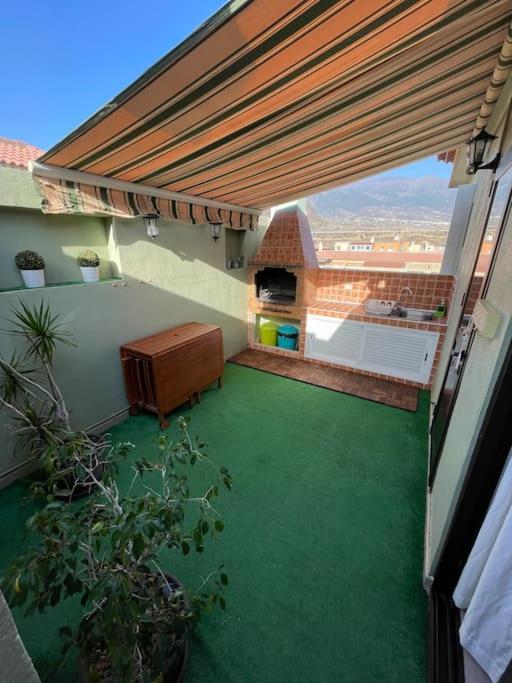 Duplex con piscina cerca del mar