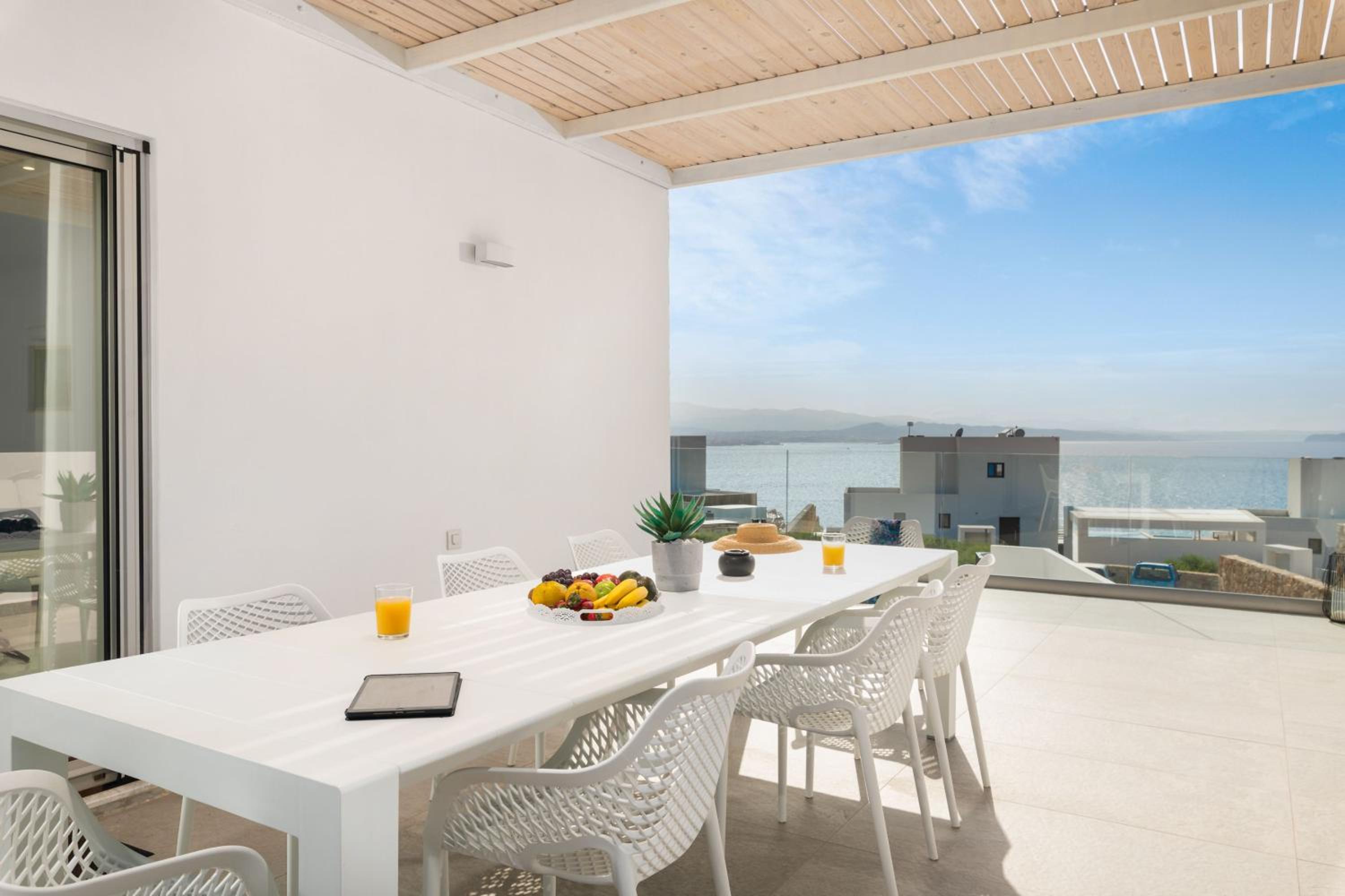 Tholaria Villa
