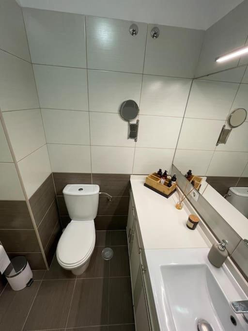 Duplex con piscina cerca del mar