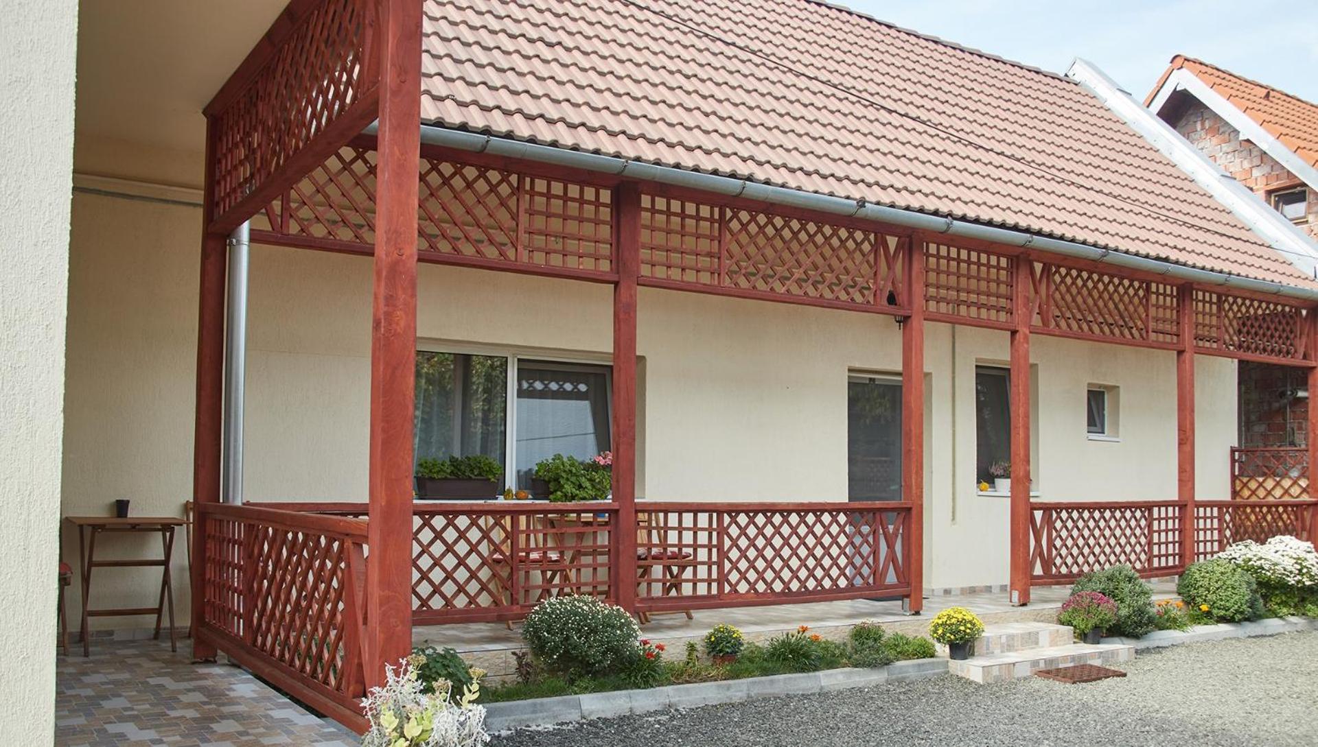 CONFORT HOUSE PLUS view 2