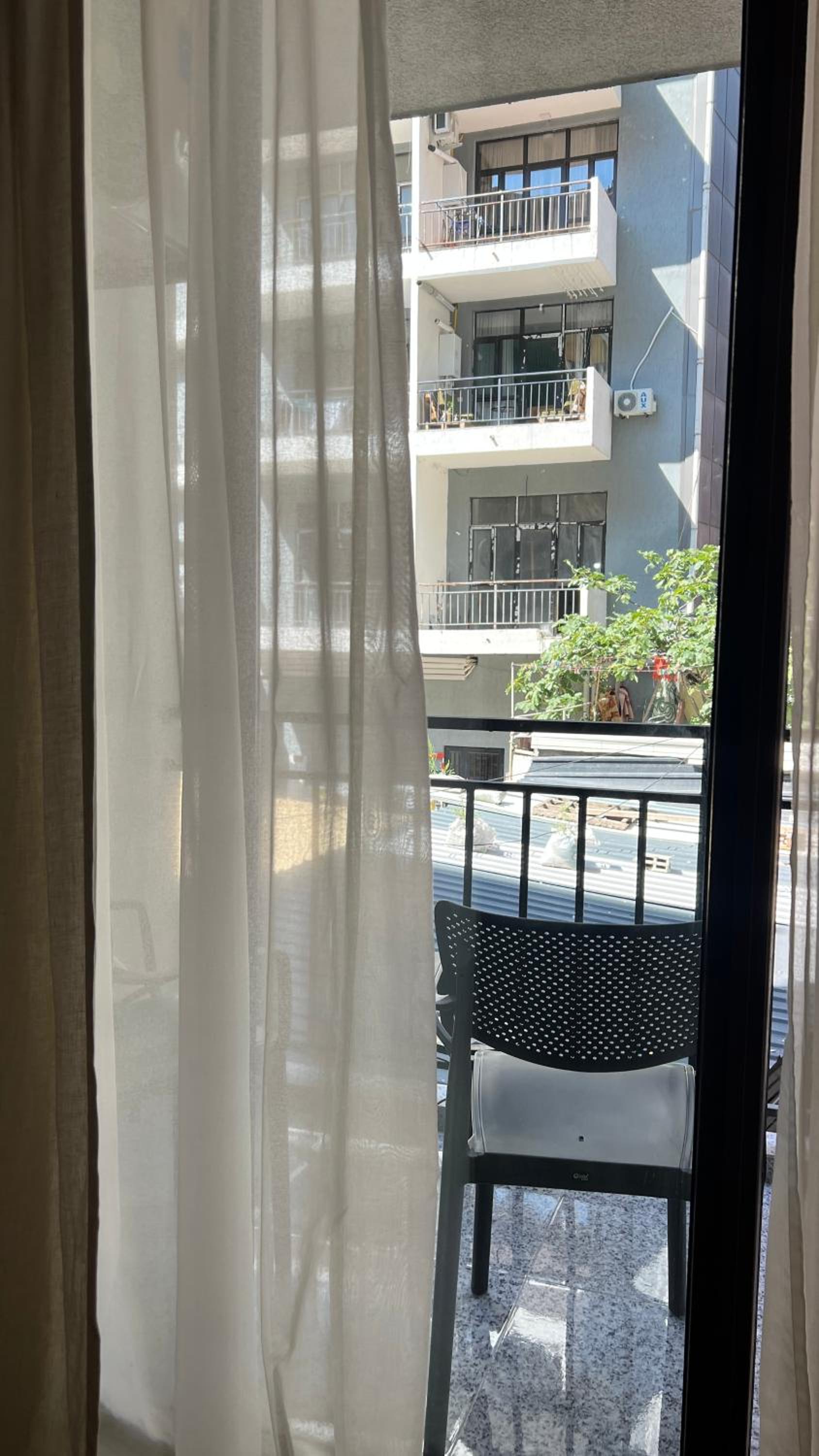 Apartment in the park area